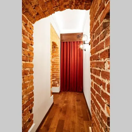 Househost Ii: Studencka Street Apartament *