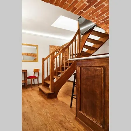 Househost Ii: Studencka Street Daire Krakow